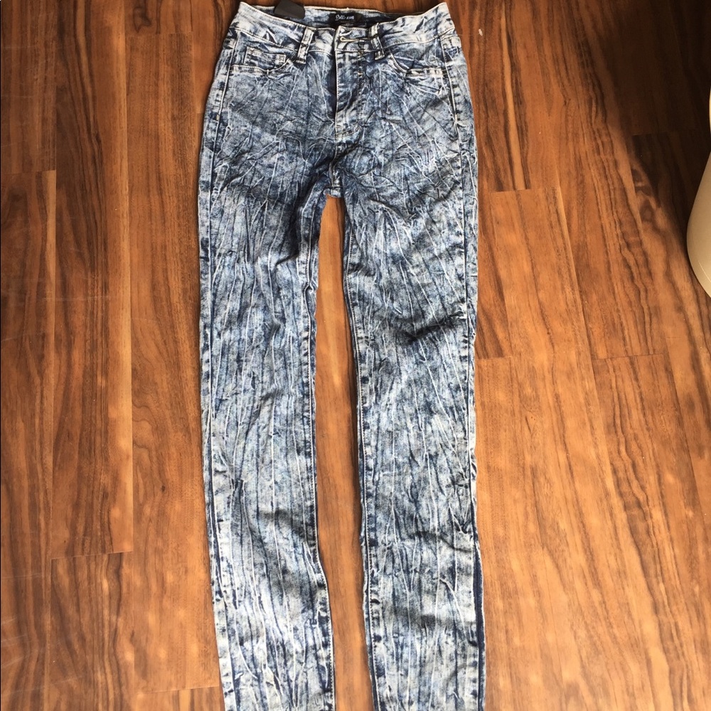 Stone washed jeans